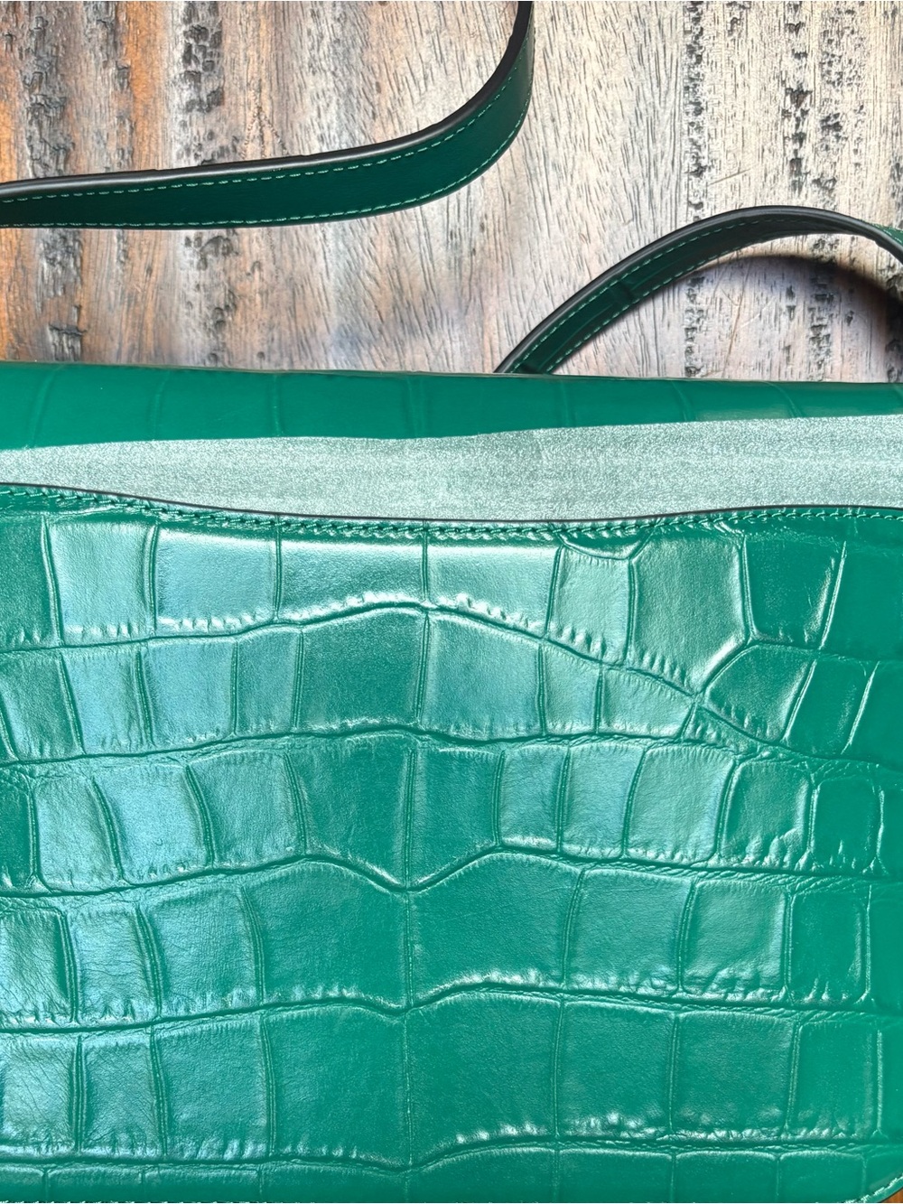 Coach Green Croc-Embossed Leather Shoulder Bag with Gold-Tone Hardware - Picture 10 of 12